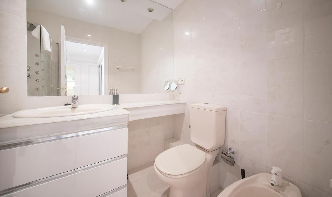 Tarracohomes-Apartamento En Salou Con Vistas Al Mar Y Ac Kültér fotó